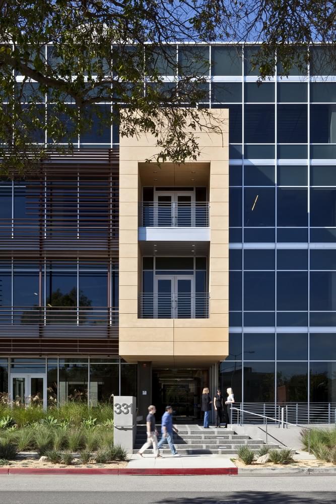 Edificio Fothhil entrada oficinas